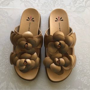Isaac Mizrahi Live Floral Slides Rose Gold Sandals Women’s Size 7.5 Slip-On Shoe